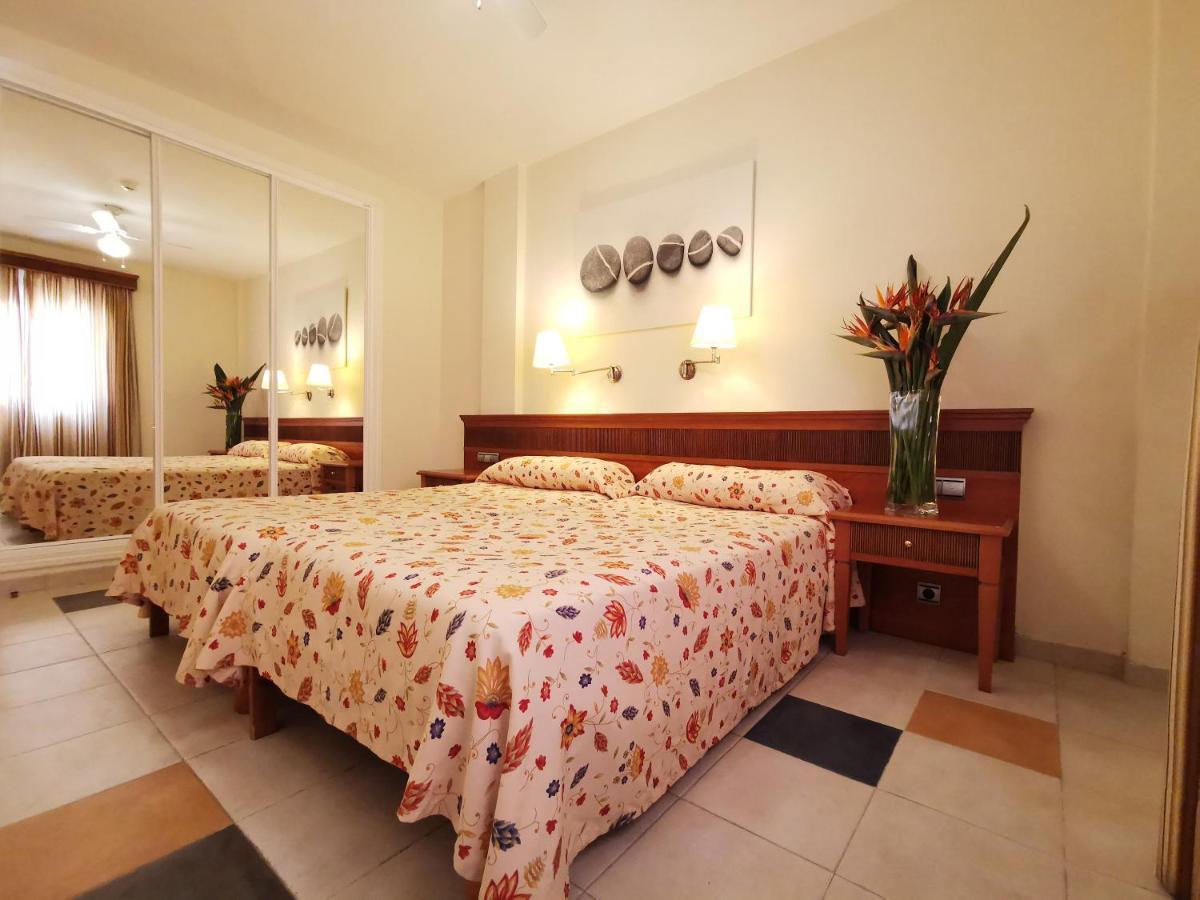 Aparthotel El Cerrito Playa Cancajos.- BreNa Baja  Екстериор снимка